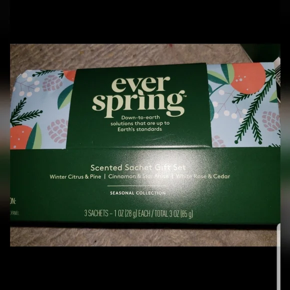 3 for $9 - Everspring 3Pack Winter Closet Sachets - Picture 2 of 2